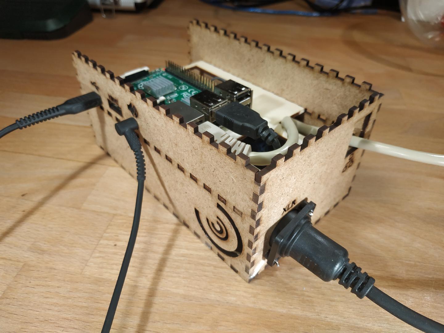 Photo of the device we ended up presenting during the hackathon.